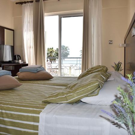 Andreas & Melanie Beach Hotel กอเวอร์เนอร์สบีช ภายนอก รูปภาพ