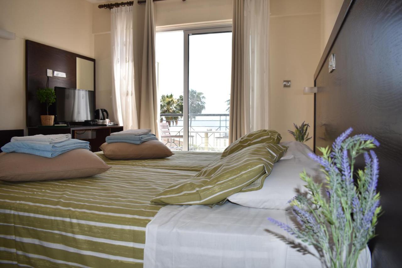 Andreas & Melanie Beach Hotel กอเวอร์เนอร์สบีช ภายนอก รูปภาพ