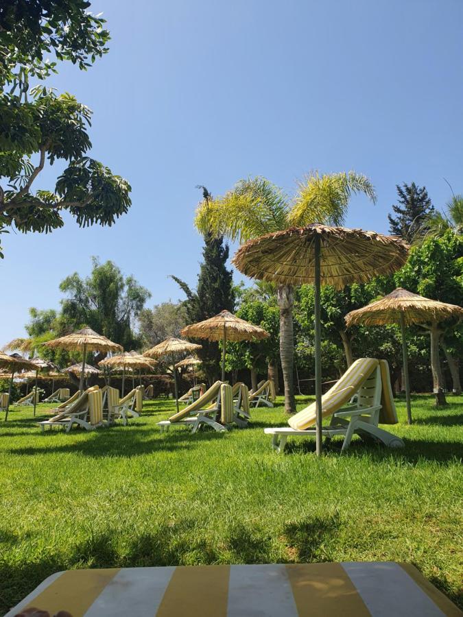 Andreas & Melanie Beach Hotel กอเวอร์เนอร์สบีช ภายนอก รูปภาพ